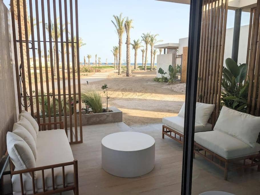 Magical Cabana Steps From Beach & Pool — 2