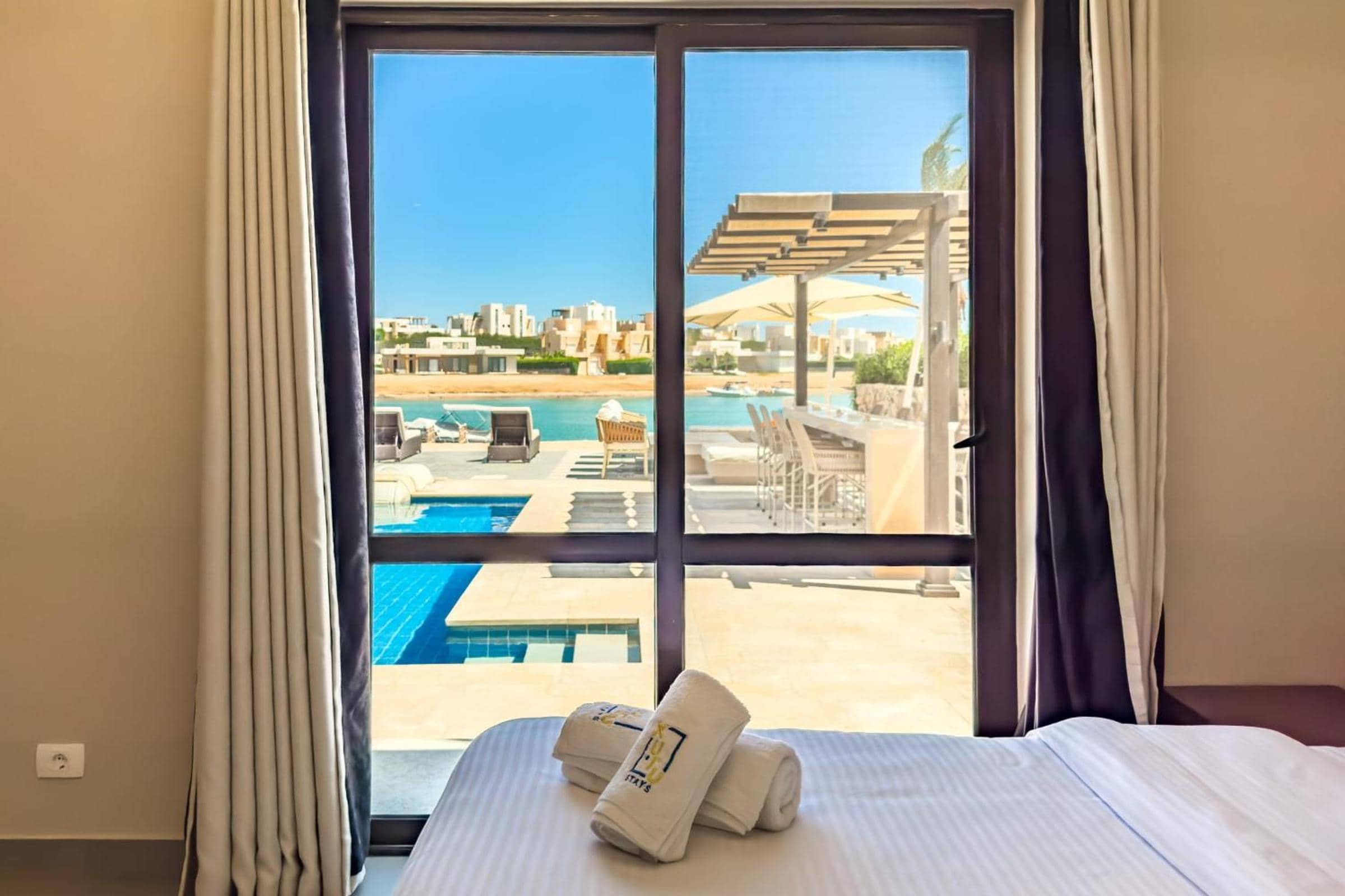 Posh & Eclectic 4 BDR Villa Fanadir Bay — 5