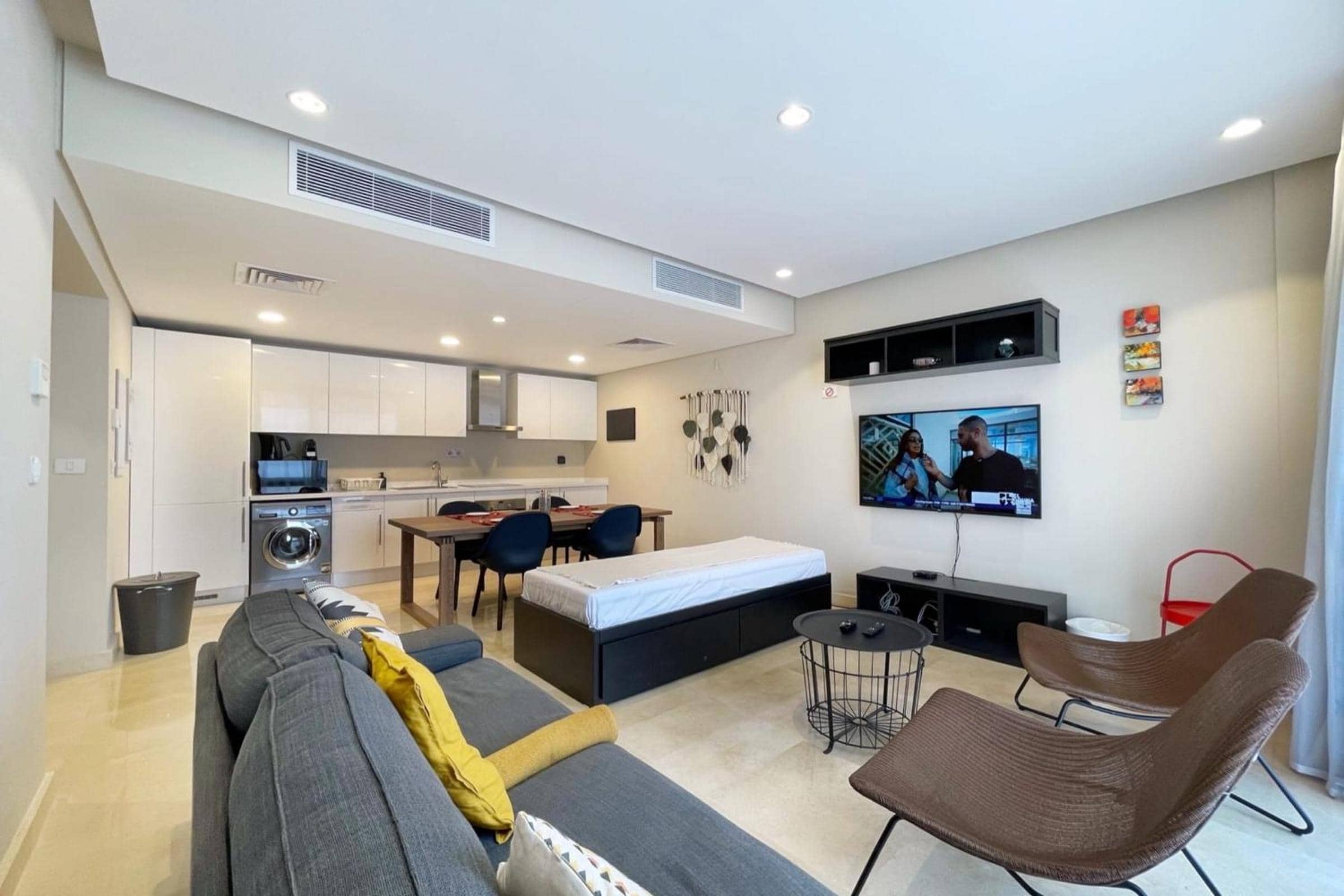 Minimal & Mere 1 BDR Mangroovy Free Beach & Pool