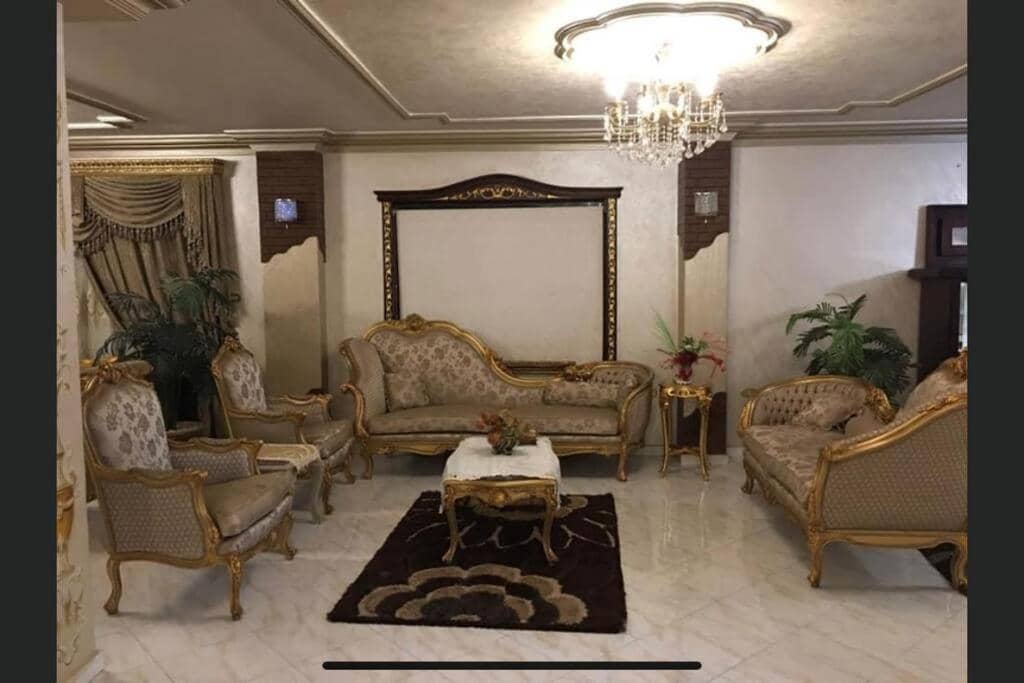 Royal Pyramids Palace Residence — 4