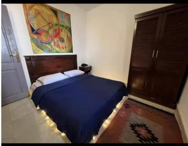 Digital Nomad Hub - Wifi Available — 4