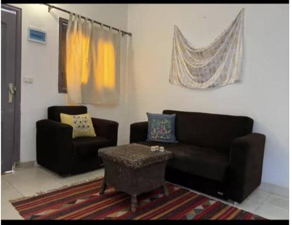 Digital Nomad Hub - Wifi Available — 5