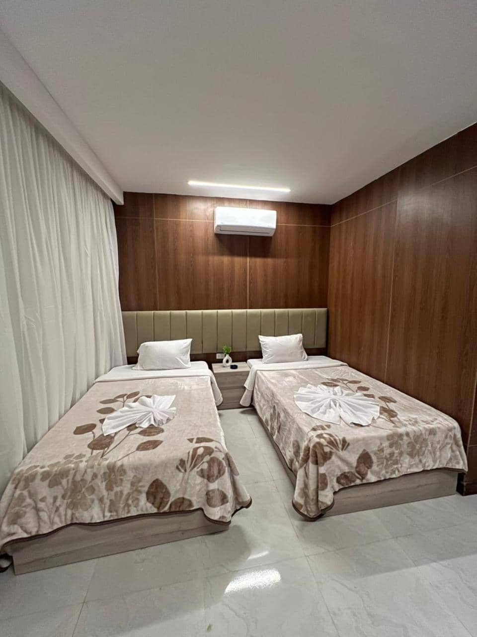 Royal Home Hotel