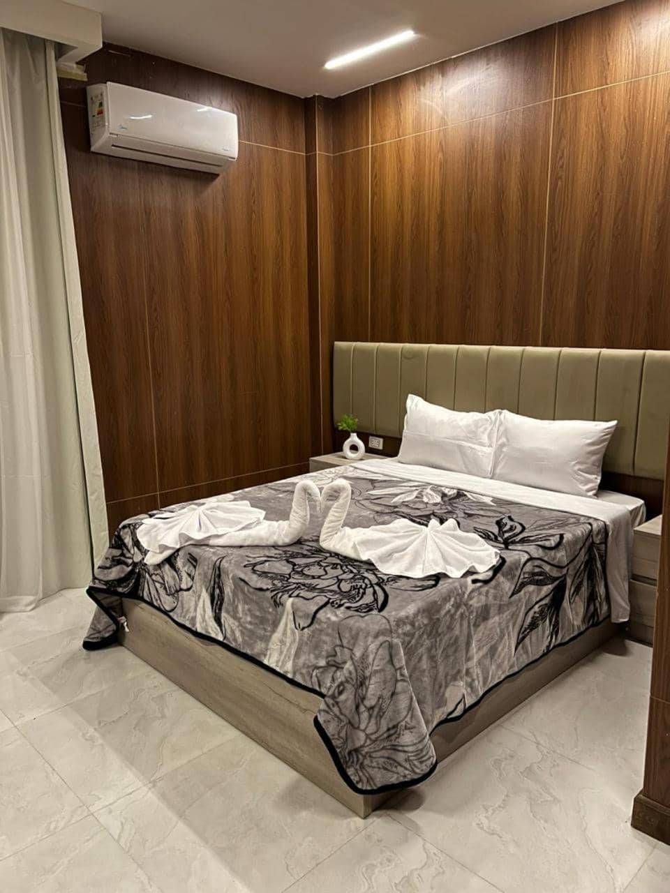 Royal Home Hotel — 5