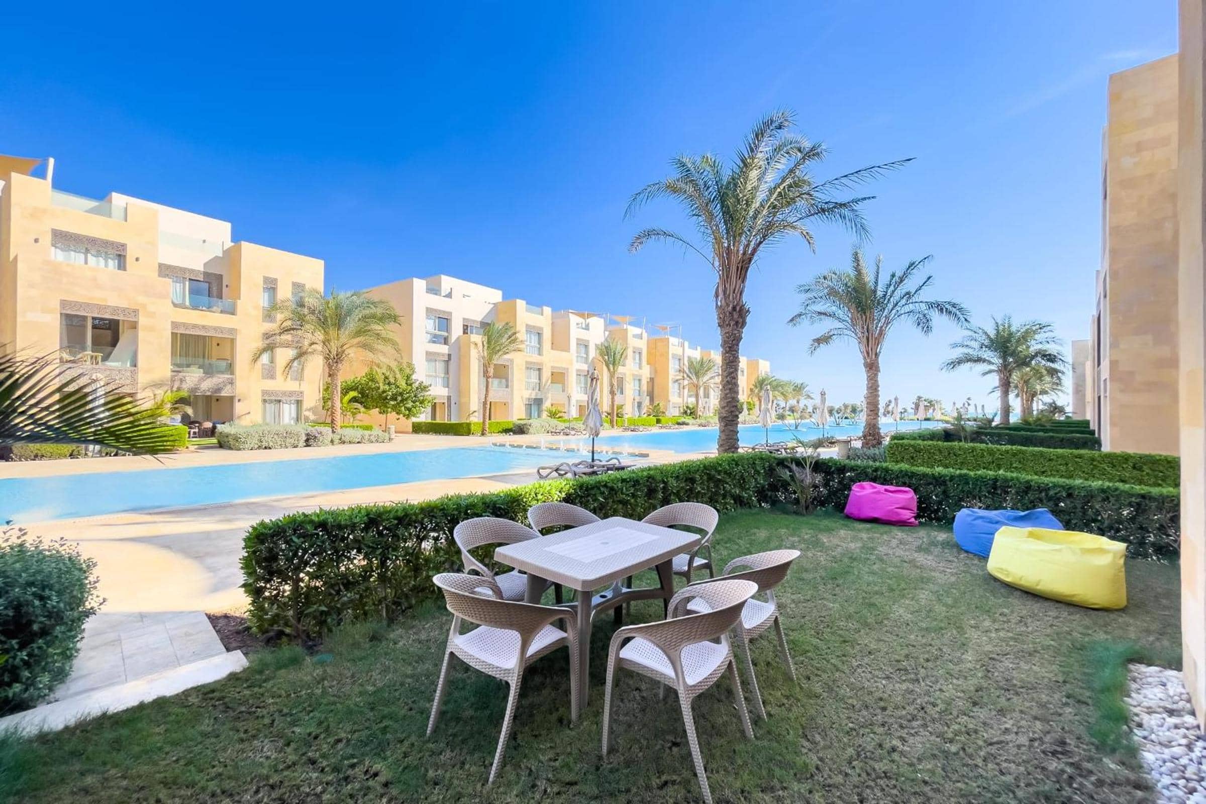 Roomy & Relaxed 1BDR Mangroovy Free Beach & Pool