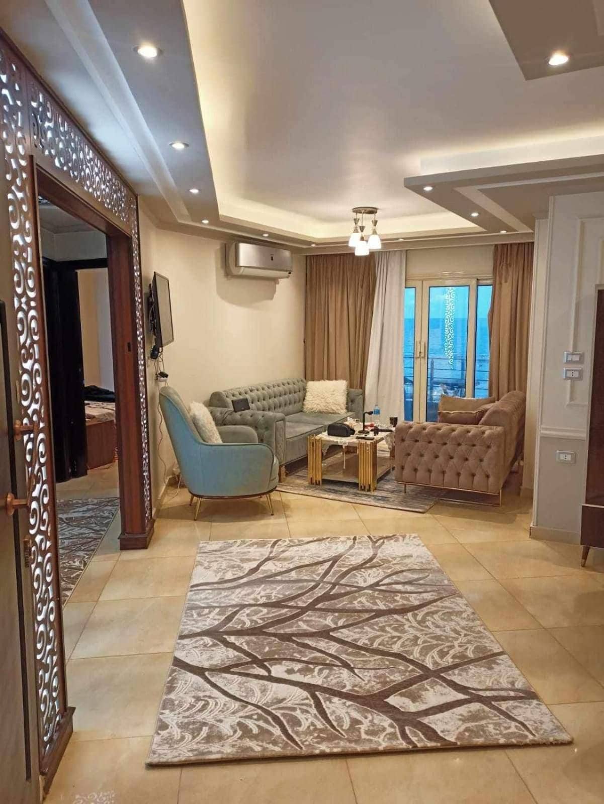 Wonderful 3 Bedrooms Apartment For Rent In Miami Alexandria Direct On Sea — 4