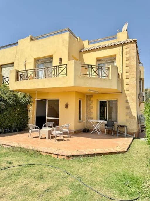 5BRs beachside Beach Access Cozy vibes Y10