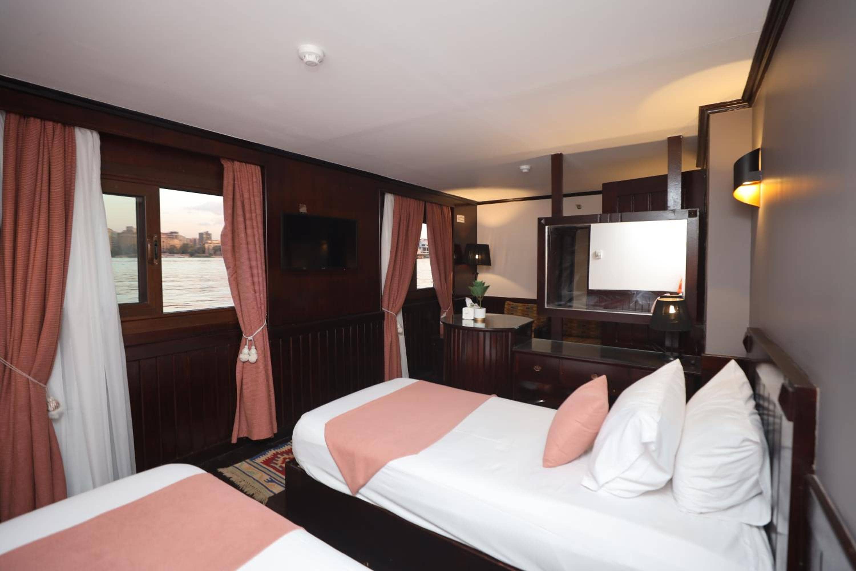 YOU Nile View Hotel — 5