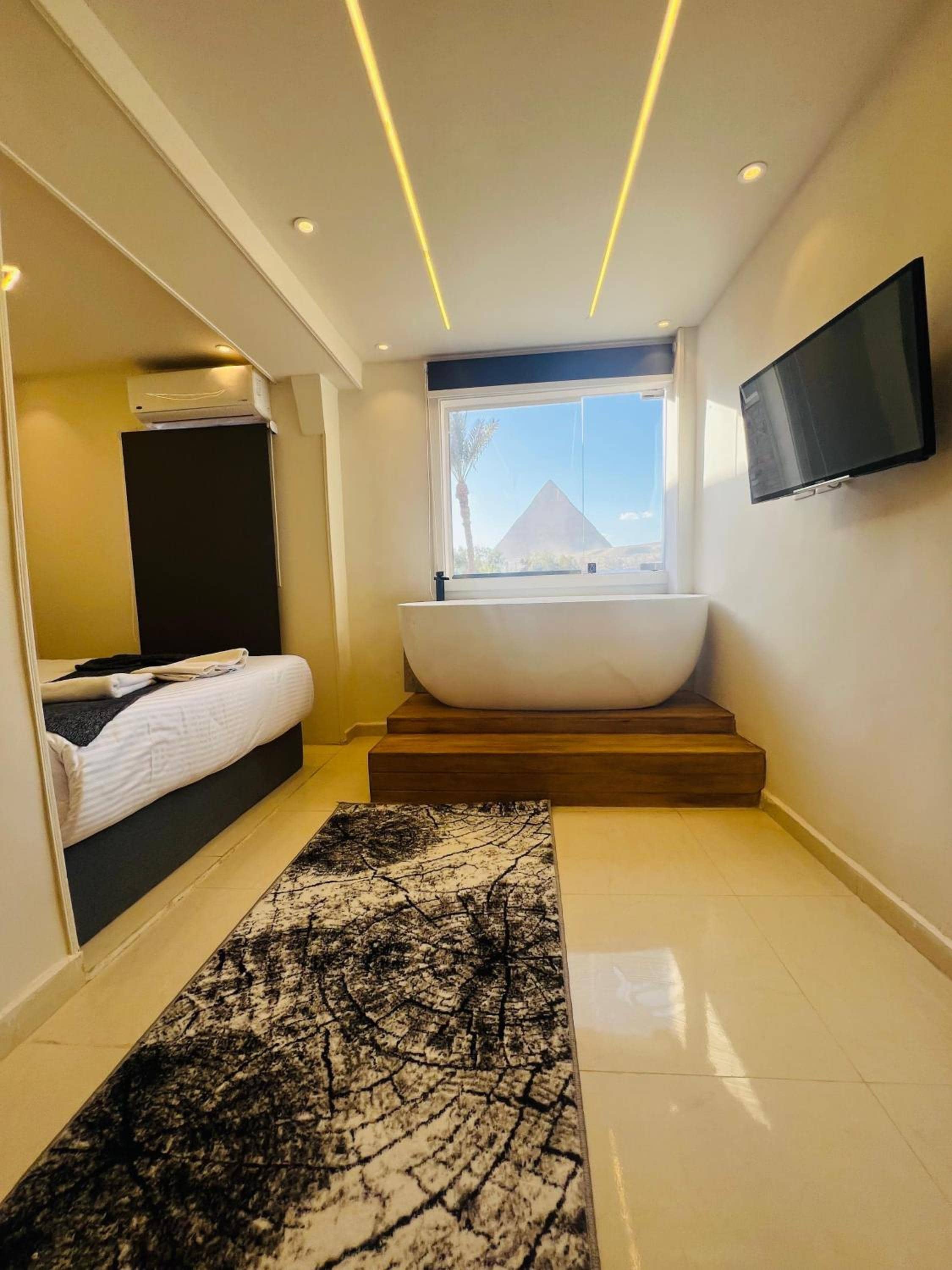 Golden Scarab Pyramids Hotel — 4