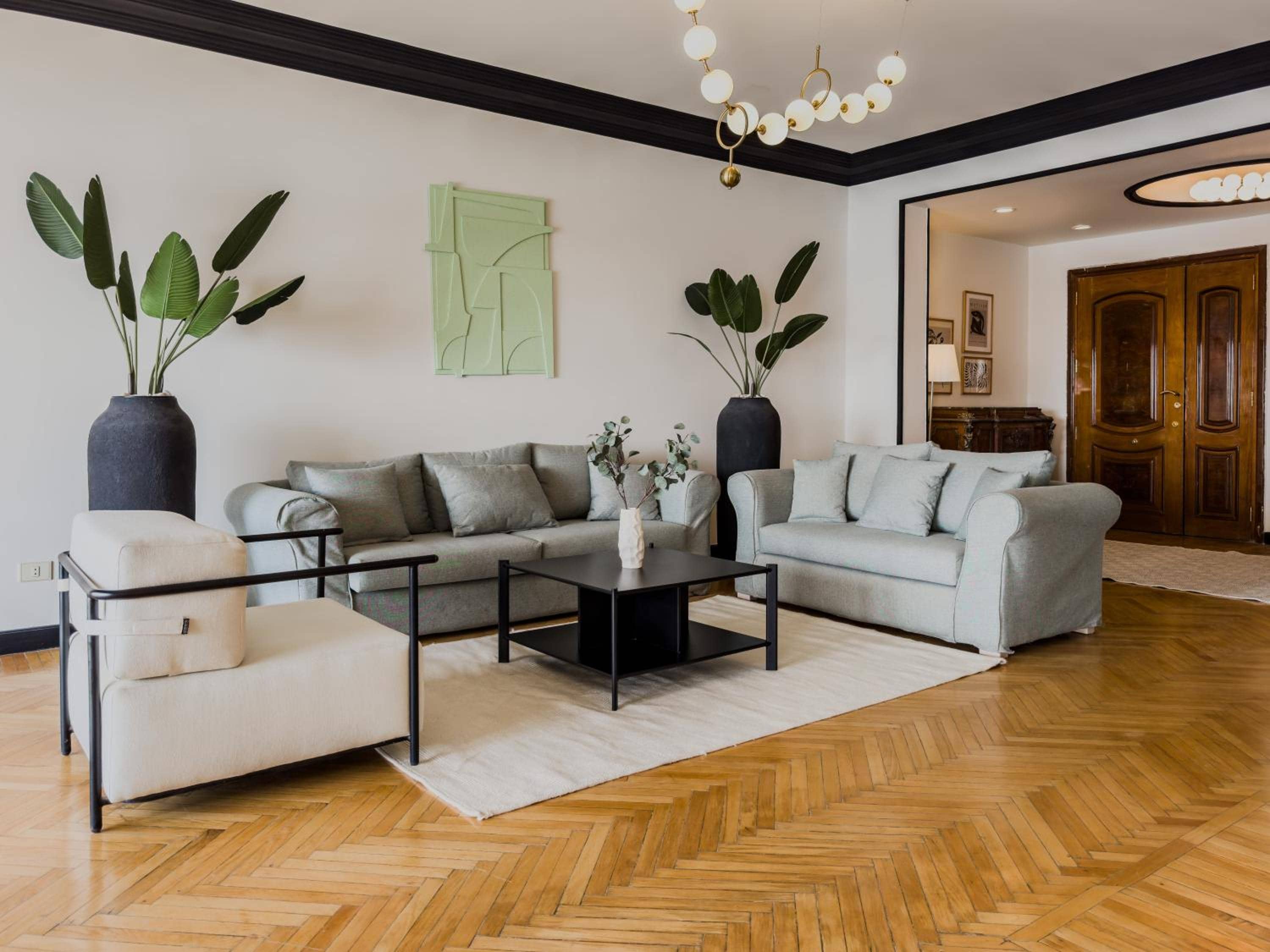 Luxurious Apartment with Pyramid & Nile View — 4