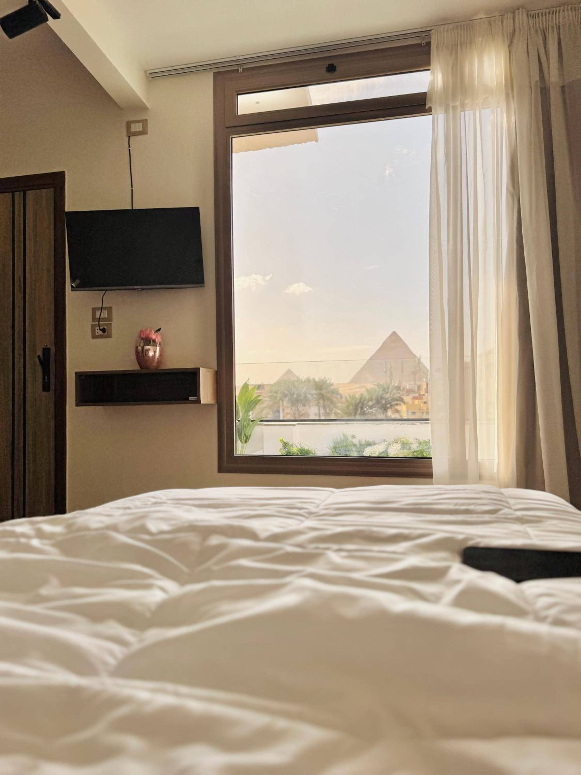 Akasia Pyramids View — 4