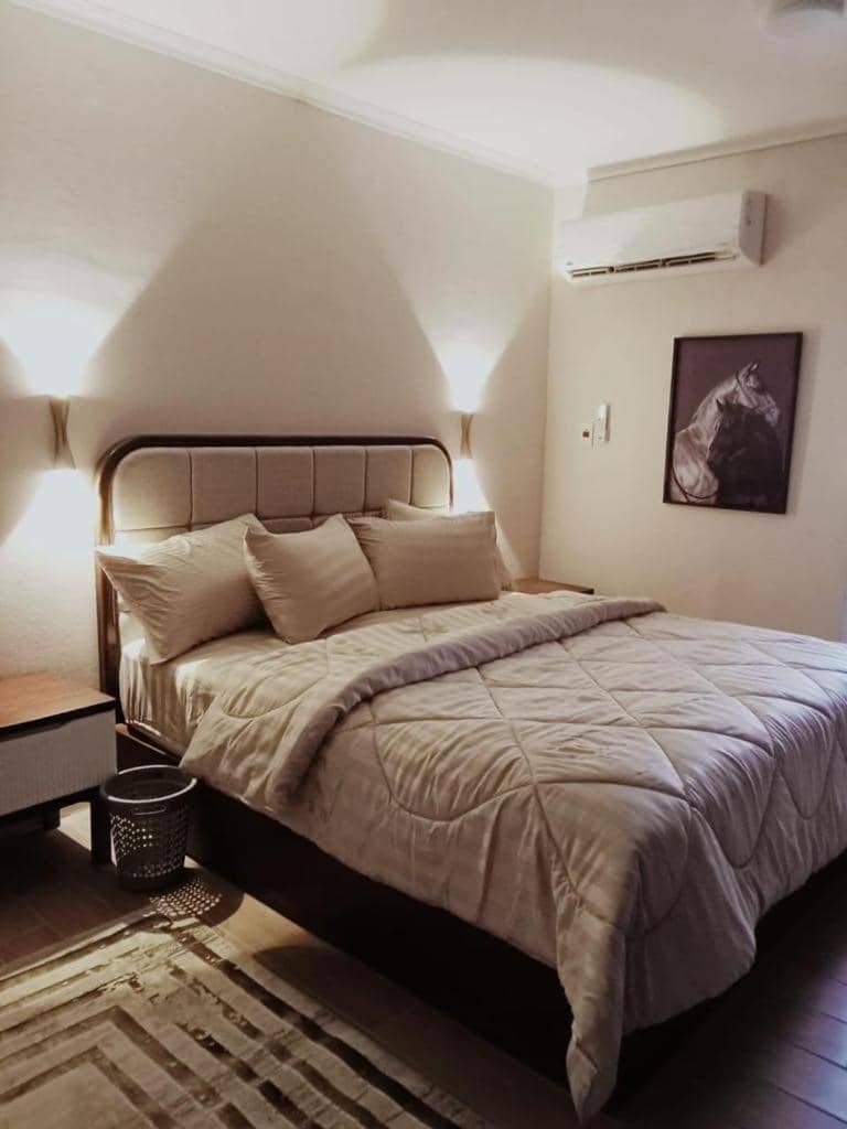 Giza Retreat — 5