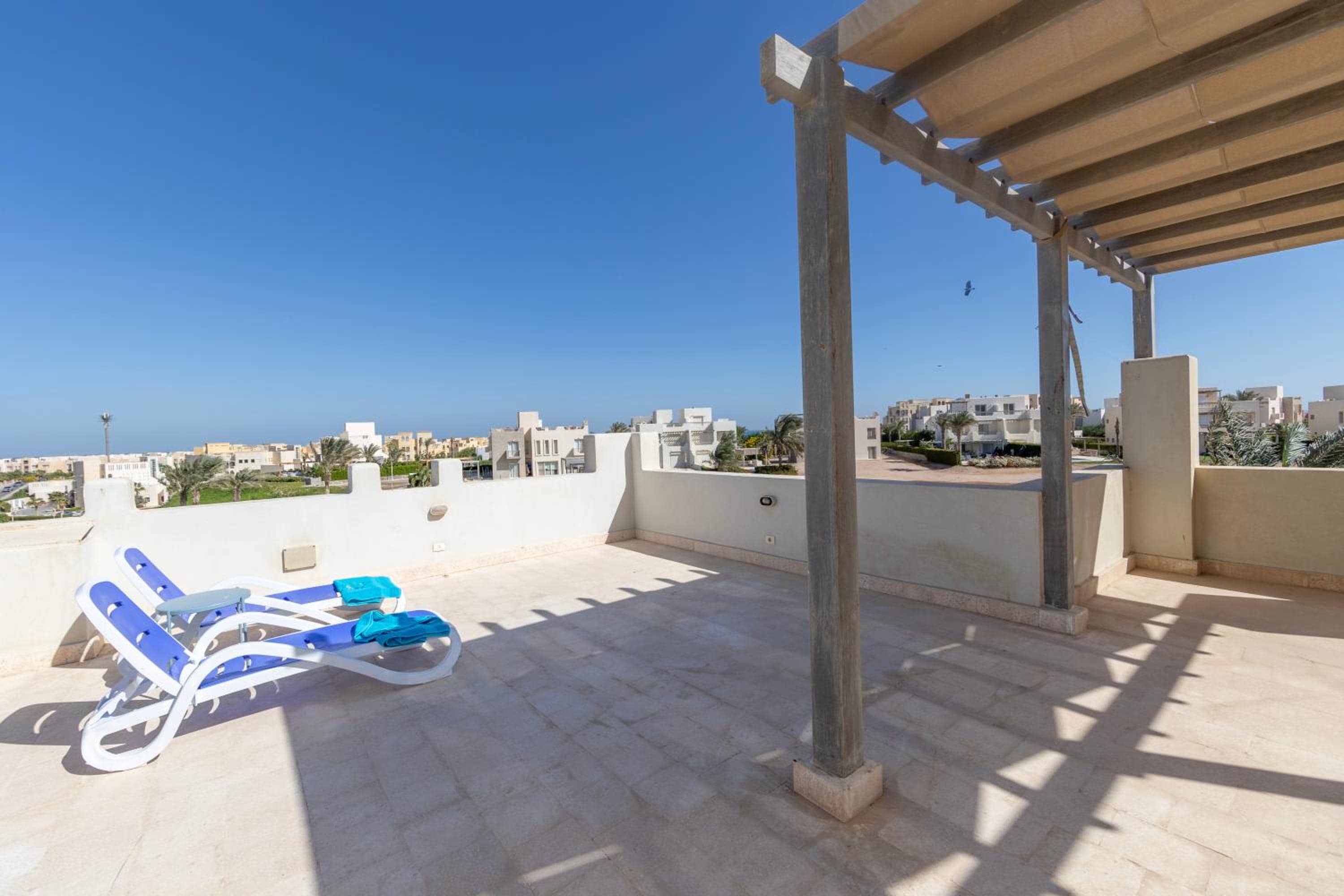 Beautiful apartment with roof terrace in Joubal — 4