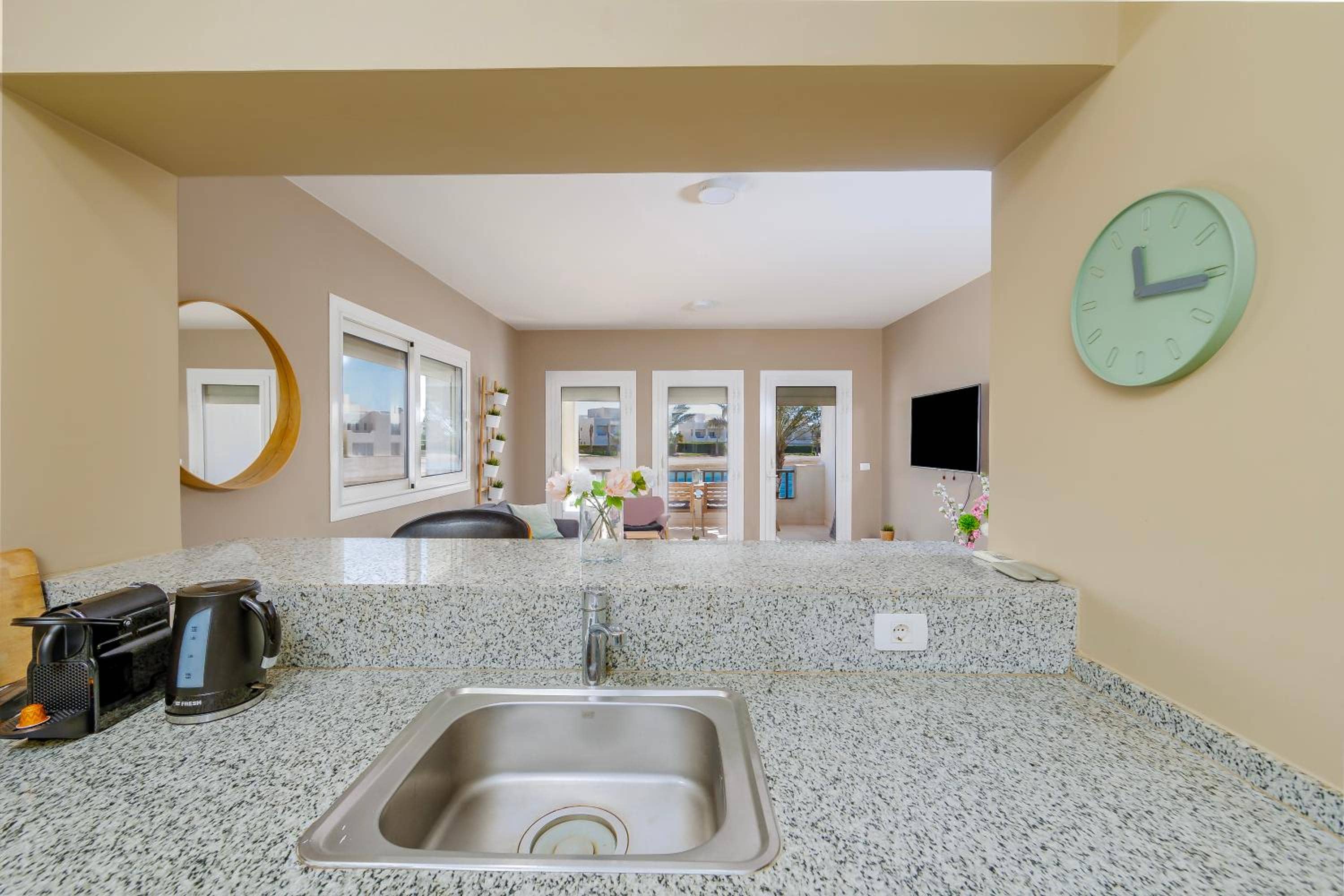 Beautiful apartment with roof terrace in Joubal — 3