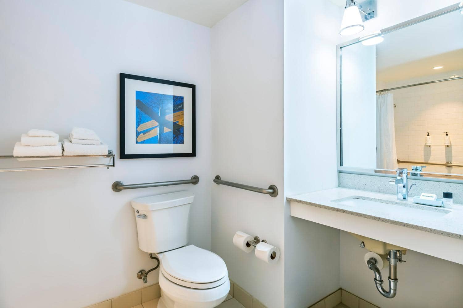 Grand Park Hotel Vancouver Airport, an Ascend Collection Hotel — 4