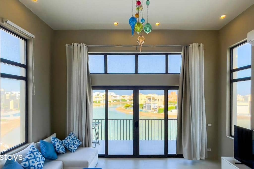 Ollystays Scenic Tawila 2BR, Lagoon & Shared Pool View! — 3