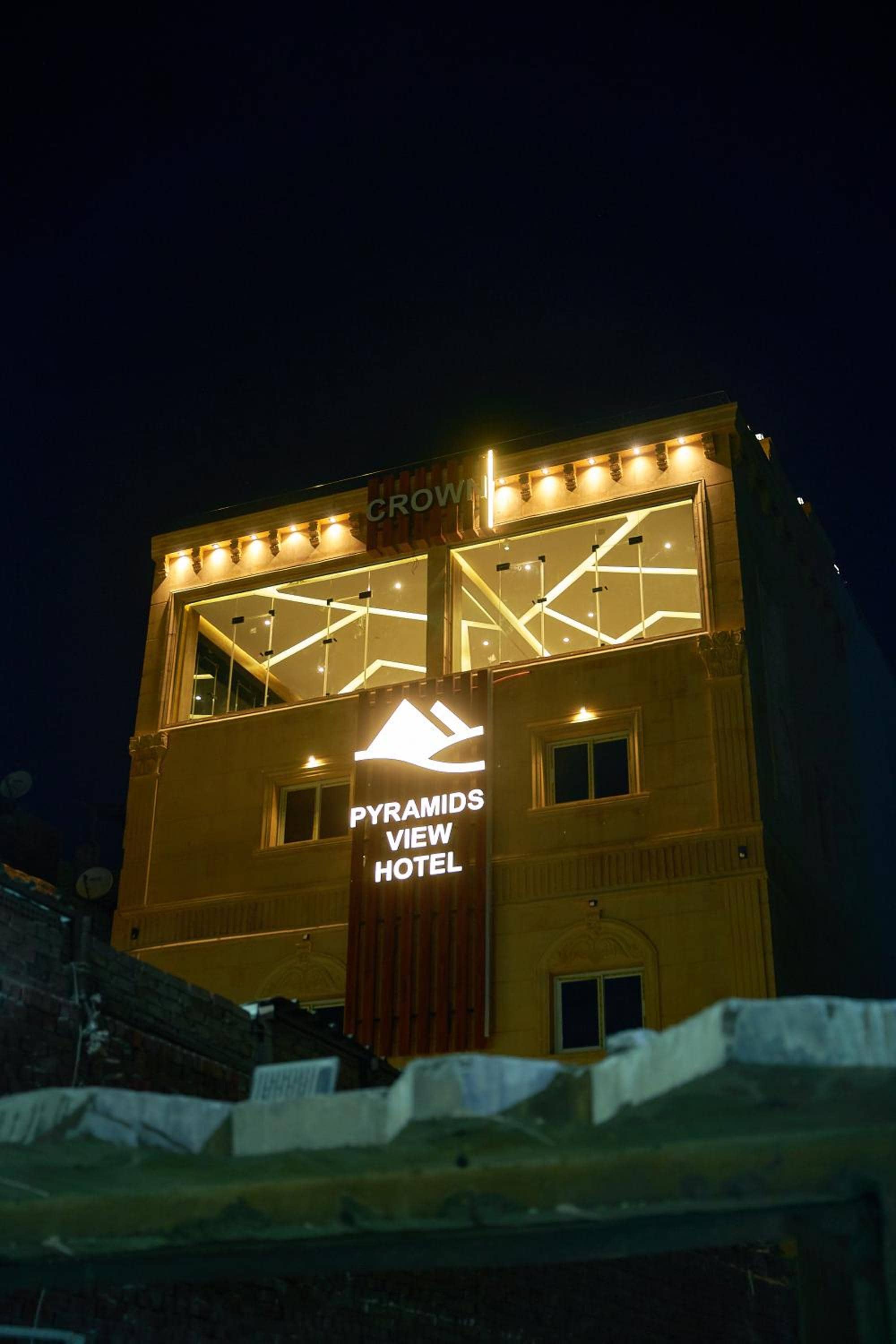 Crown Pyramids View Hotel — 4