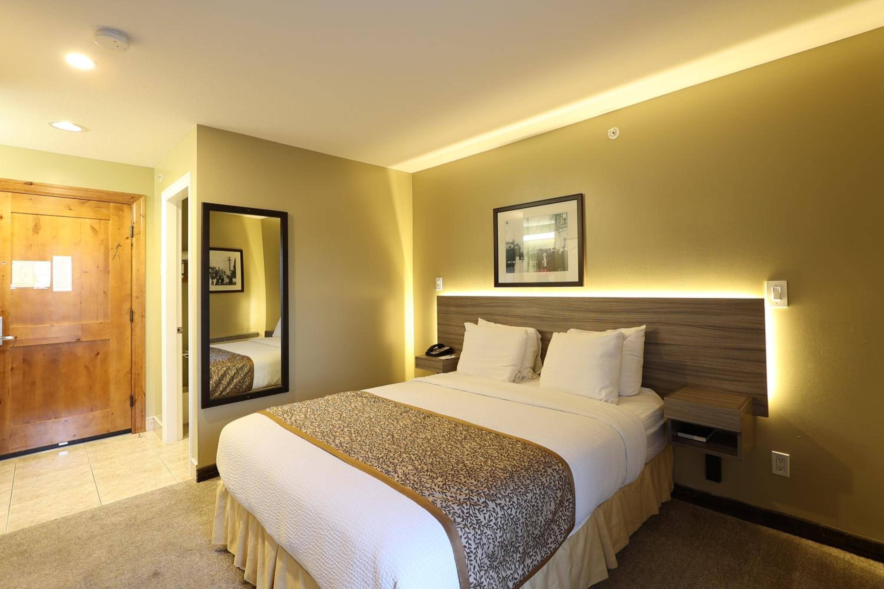 Days Inn by Wyndham Surrey — 4