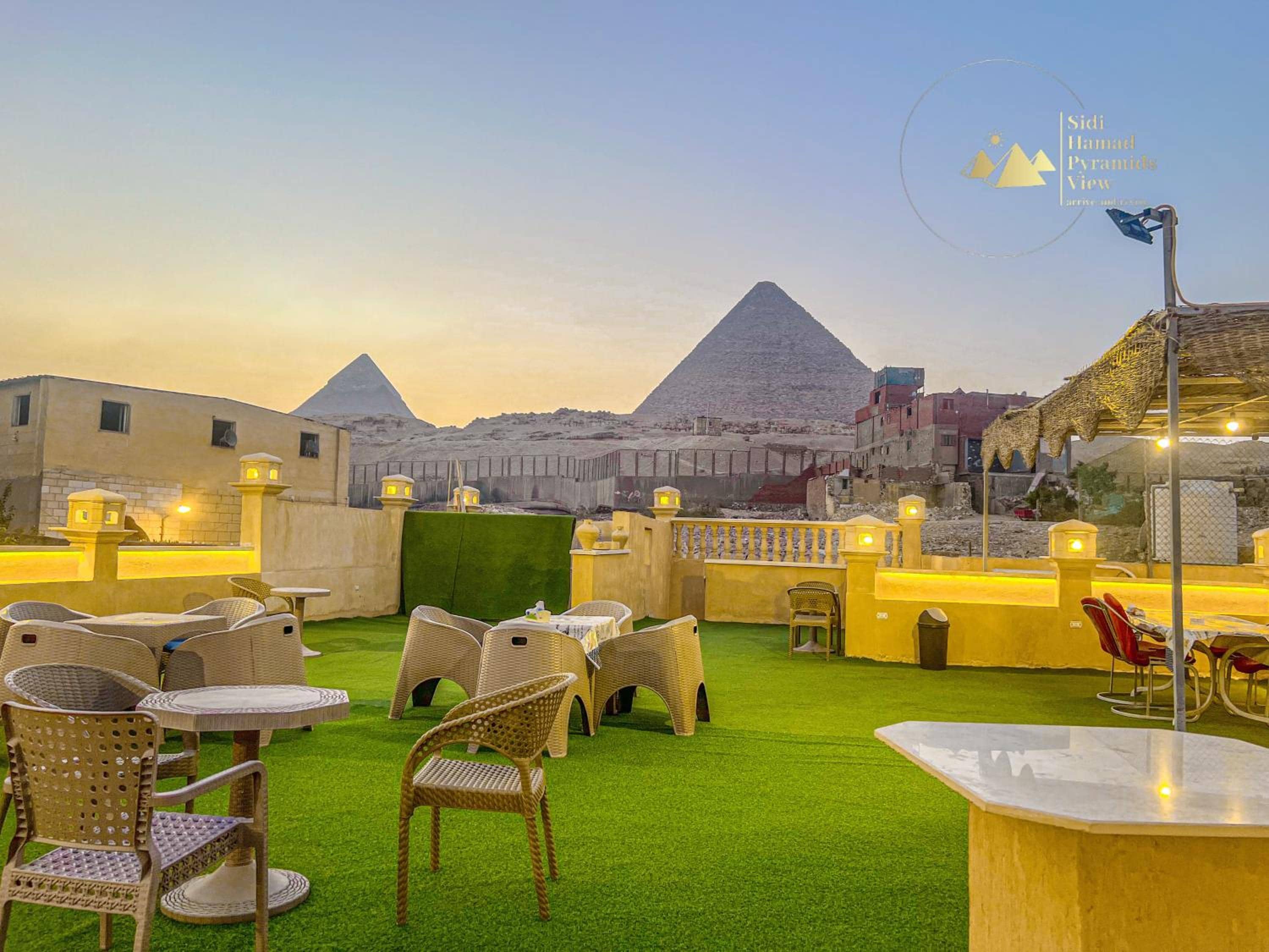Sidi Hamad Pyramids View King Studio