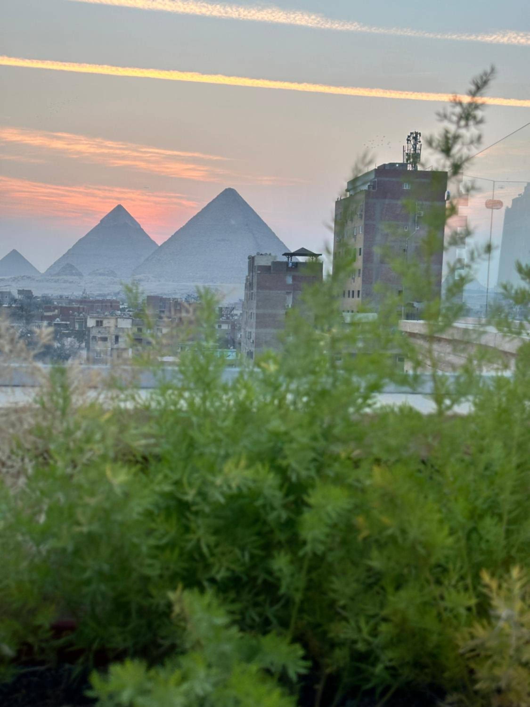 Mirage pyramids view hotel — 2