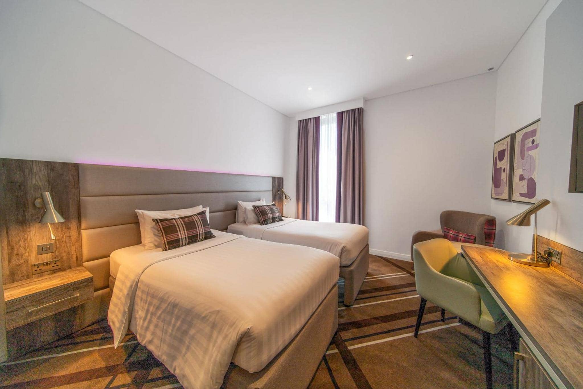 Premier Inn Dubai Barsha Heights — 4