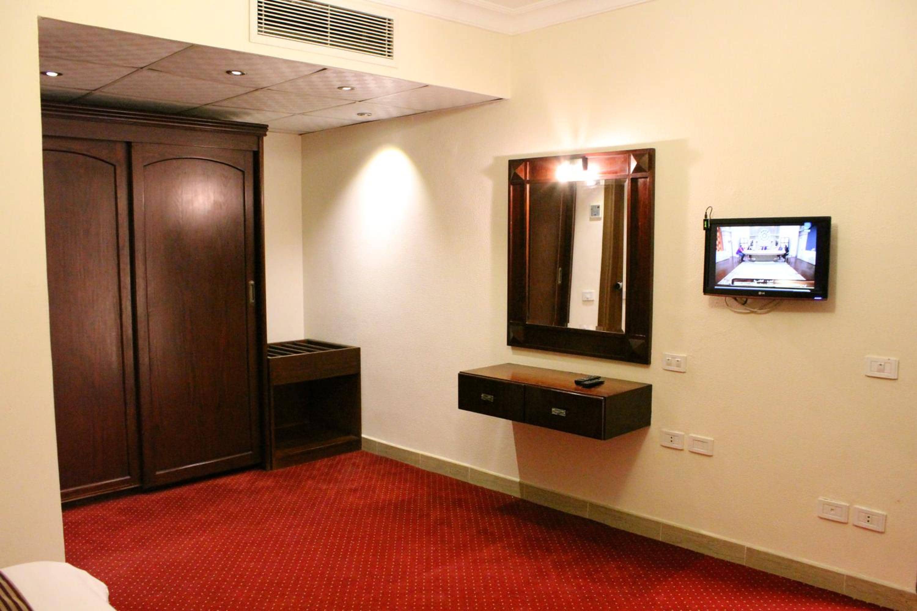 Monte Cairo Serviced Apartments — 5