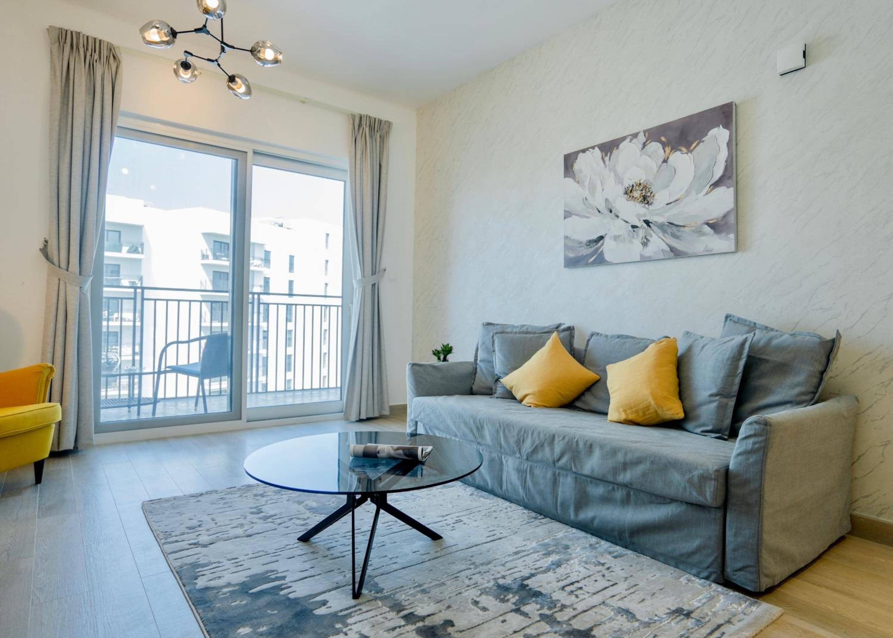 Maison Privee - Modern Yas Island Escape with Peaceful Canal Views — 3