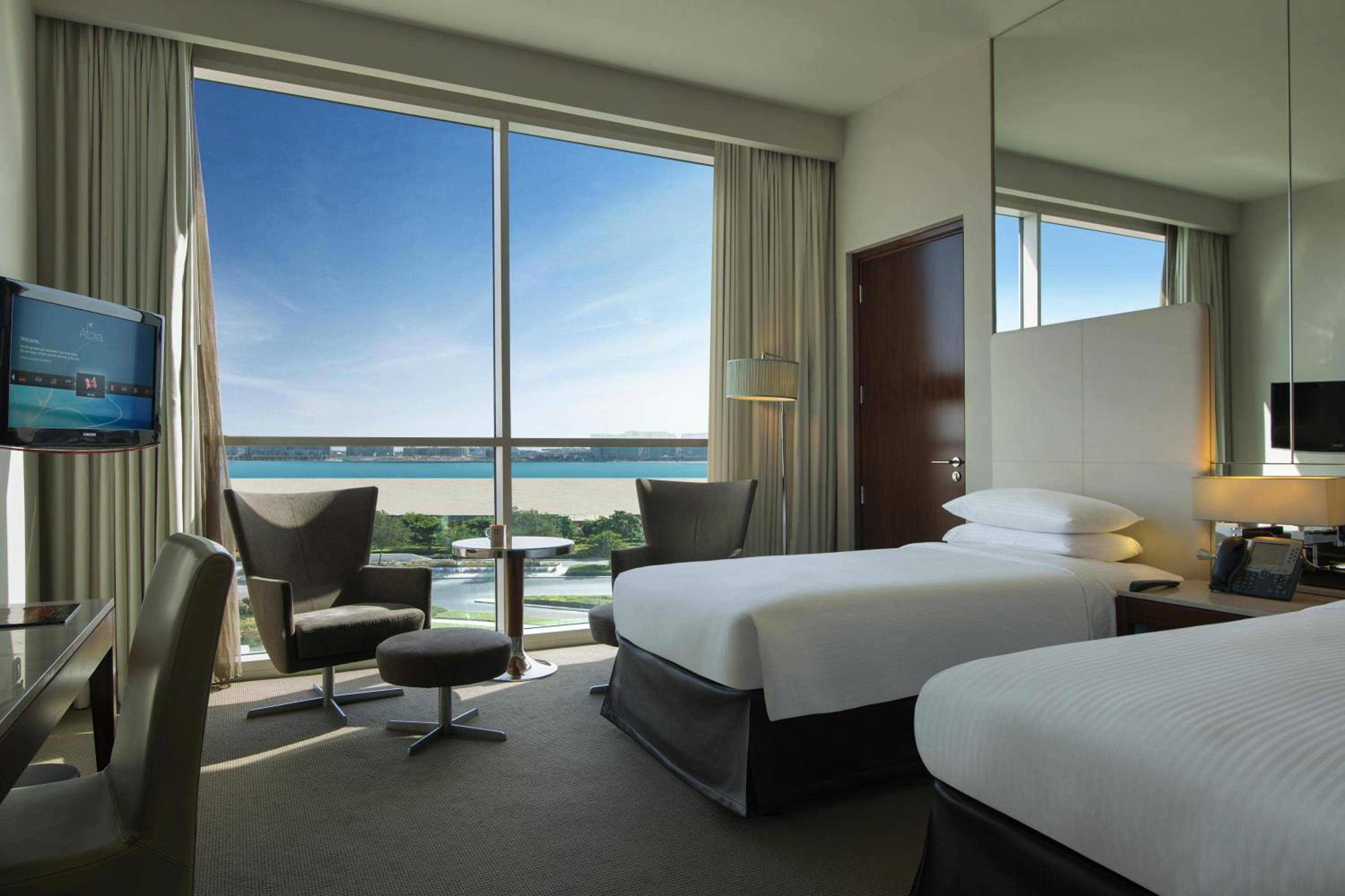 Yas Plaza Circuit by IHG — 5