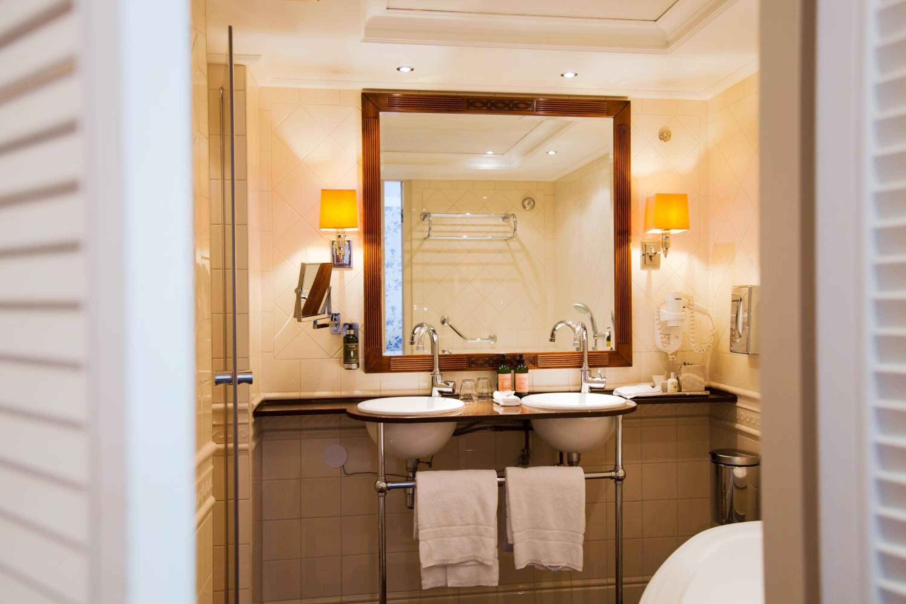 Hotel Estheréa — 5