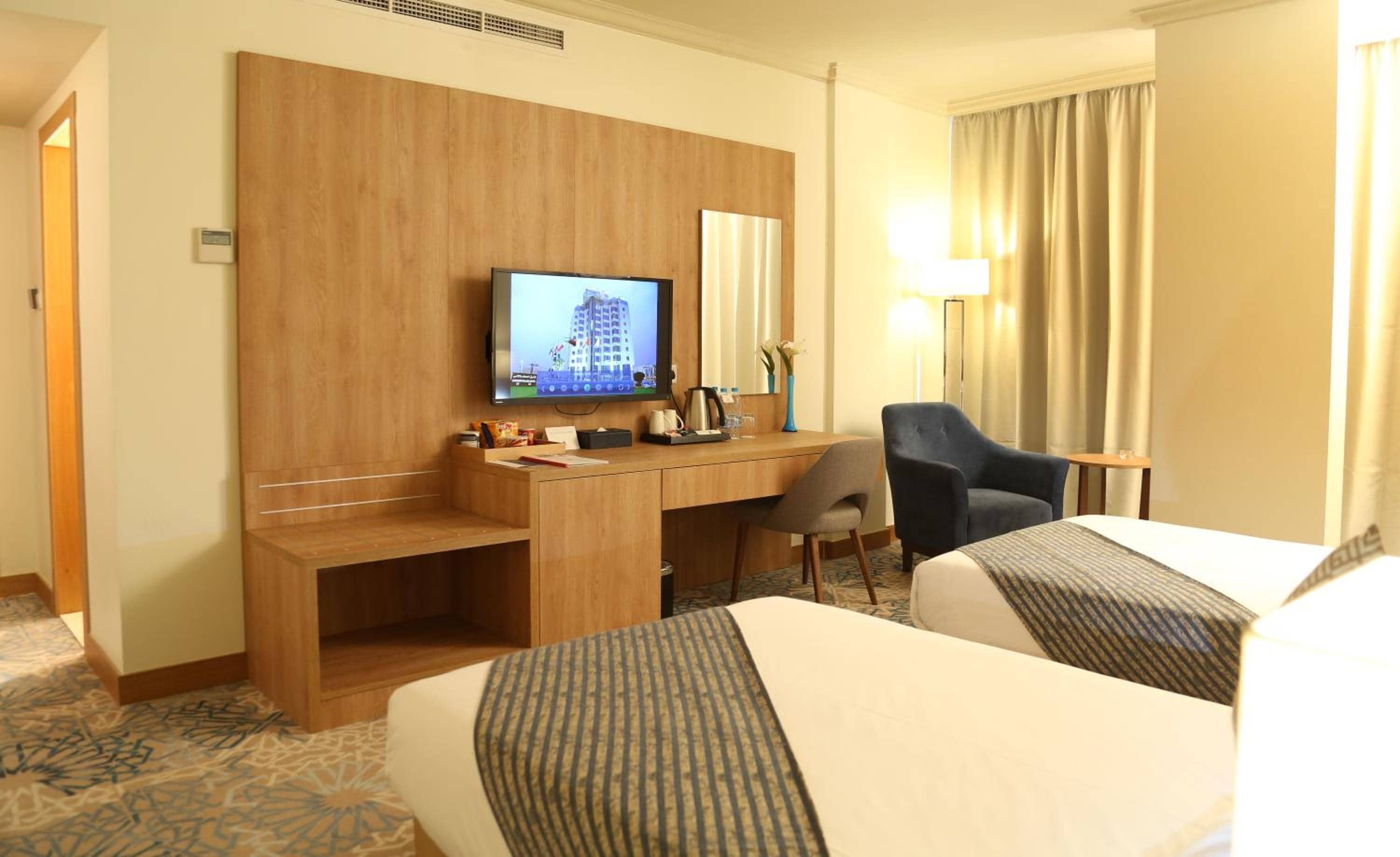 Dammam Palace Hotel — 5