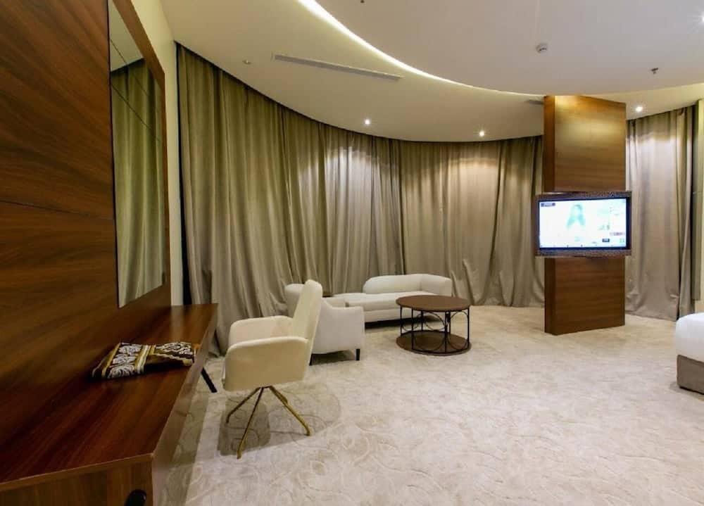 The S Hotel — 5