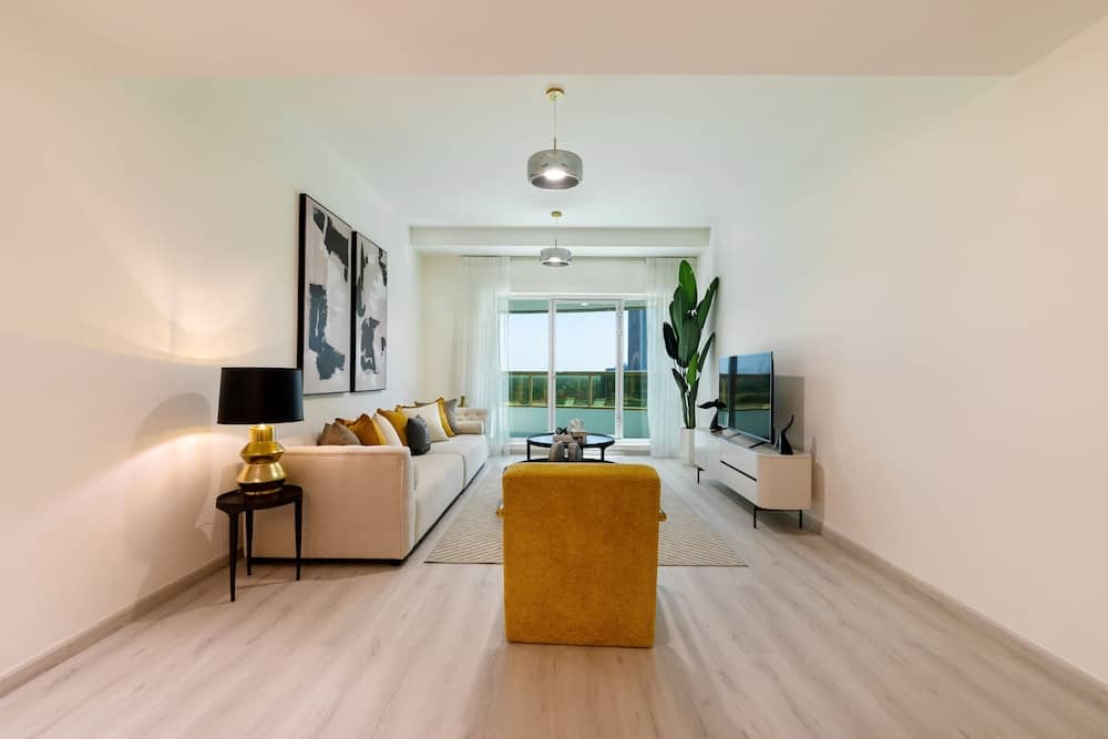 Maison Privee - Millennium Executive Tower — 2