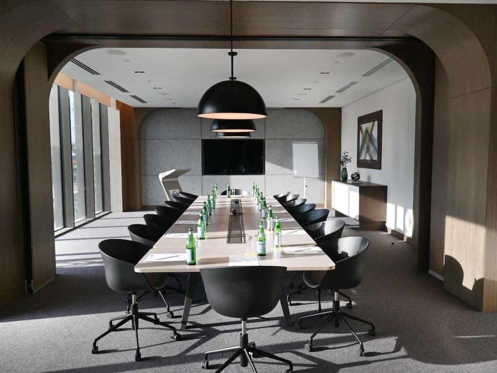 Mercure Dubai Gold District — 2