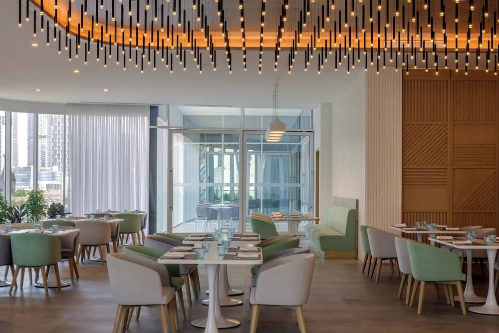 Holiday Inn Dubai Business Bay by IHG — 2