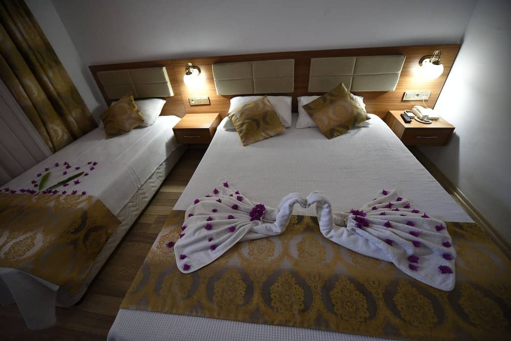 Demirci Hotel — 2