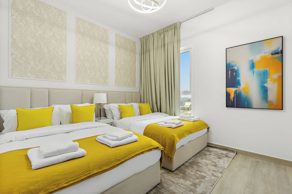 Desert Key - Perfectly Located Yas Island Premier Apts — 4