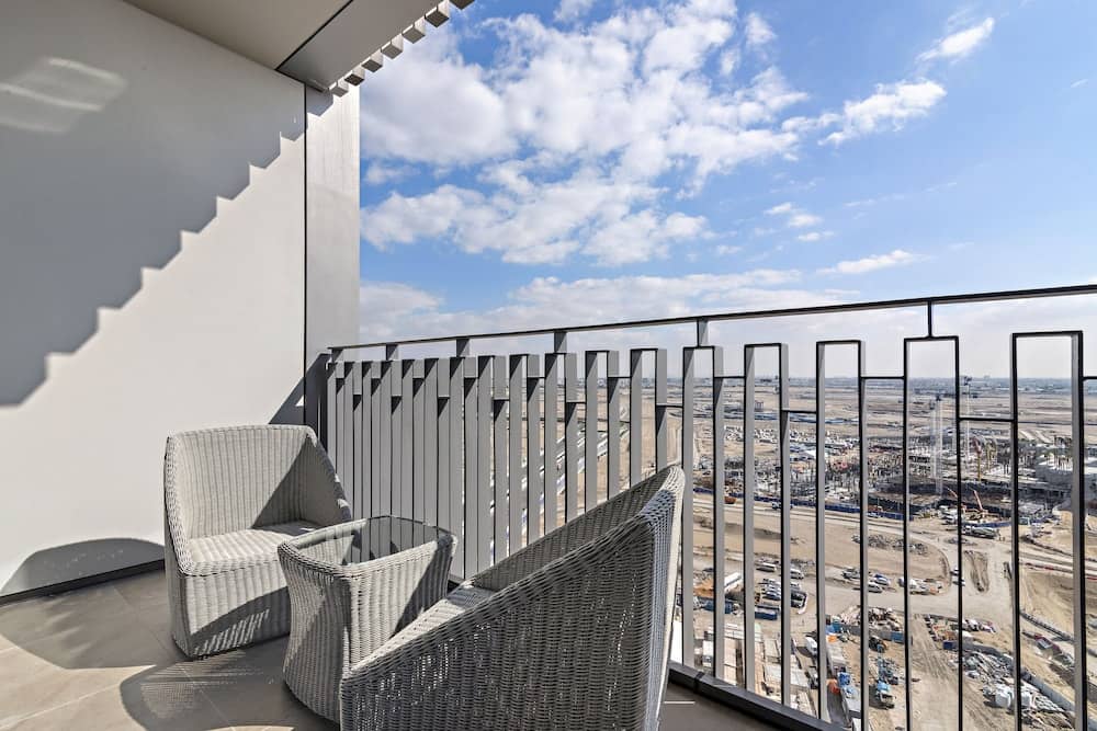 WelHome - Stylish Condo With Cityscape View in Creek Harbour — 5