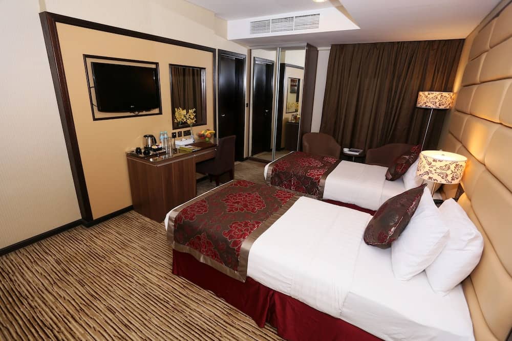 AlHamra Hotel — 4