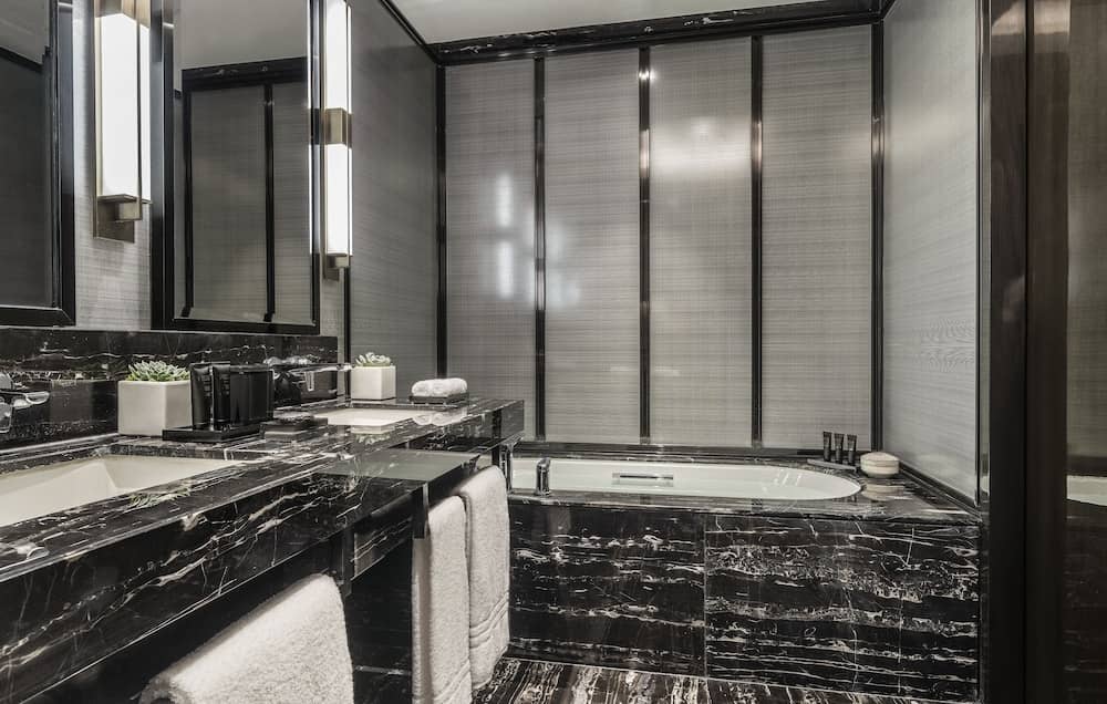 Four Seasons Hotel Kuala Lumpur — 5