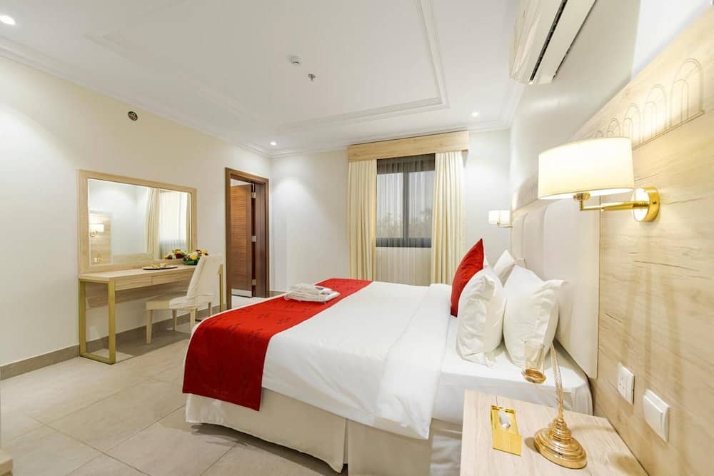 Palm Boutique company Al Zahra - شركه متجر النخيل - بالم بوتيك الزهراء — 2