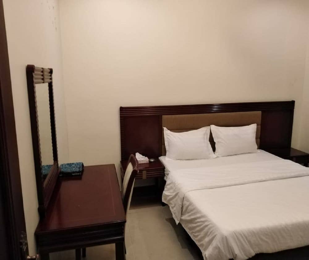Yazan tower  furnished residential units — 5