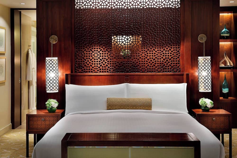 The Ritz-Carlton, Dubai — 2