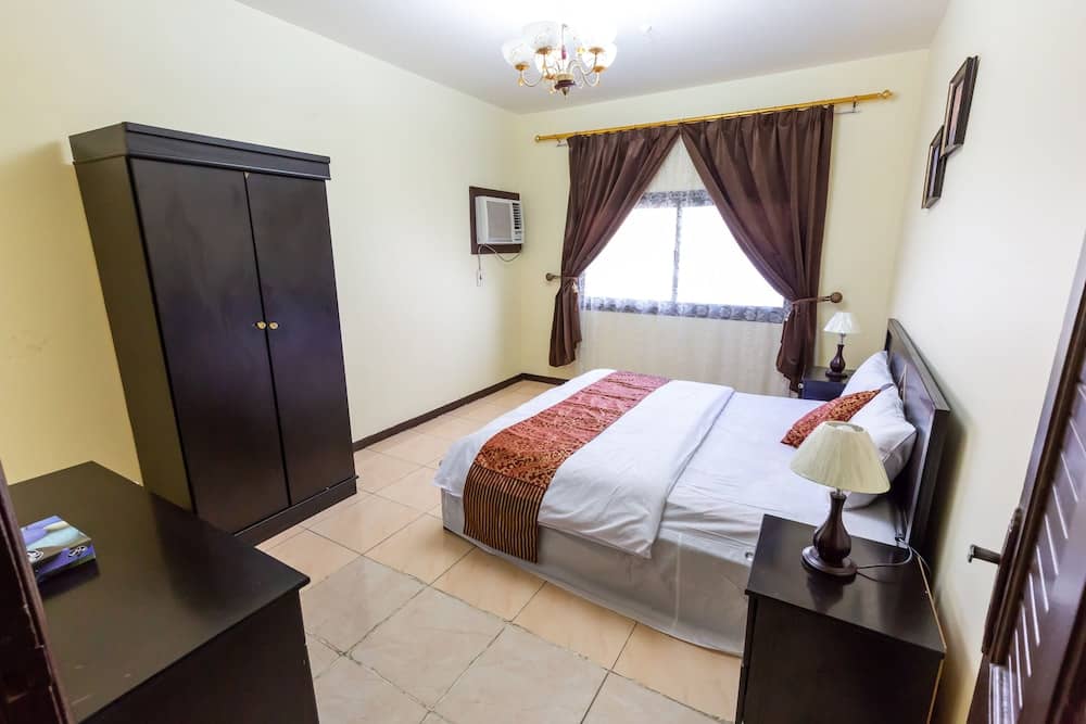Al Eairy Furnished Apartments Jeddah 2 — 3