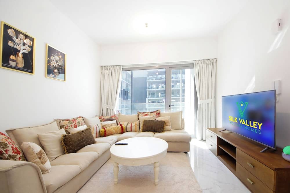 Silk Valley-Gorgeous 1B near Masdar Park — 4