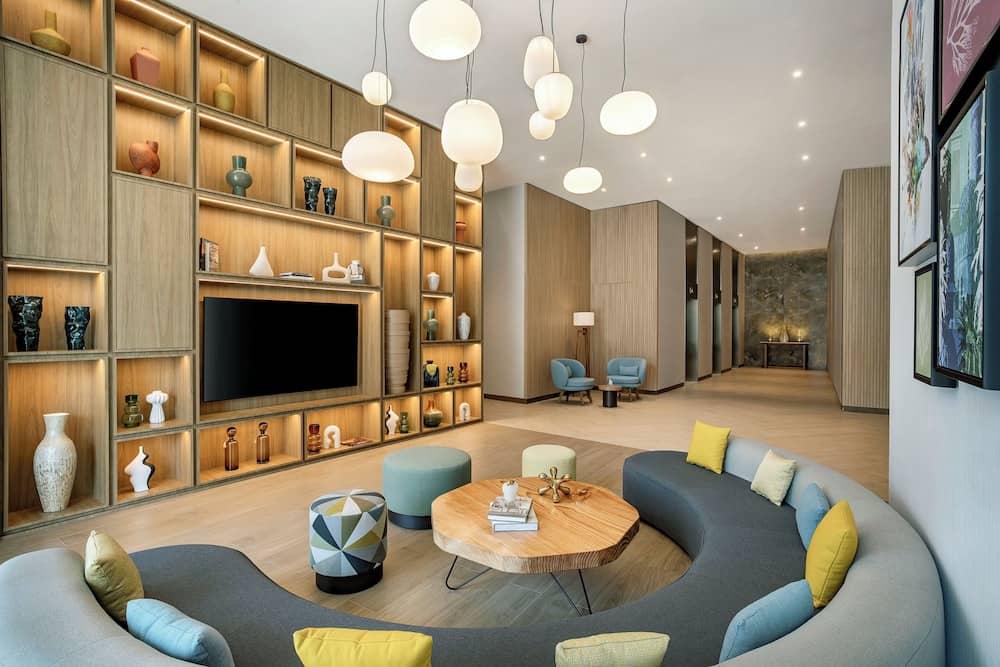 Hilton Garden Inn Dubai Business Bay — 3