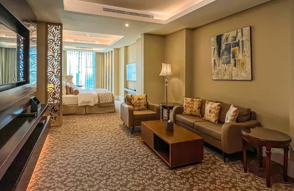 Renaissance Business Bay Hotel, Dubai — 4
