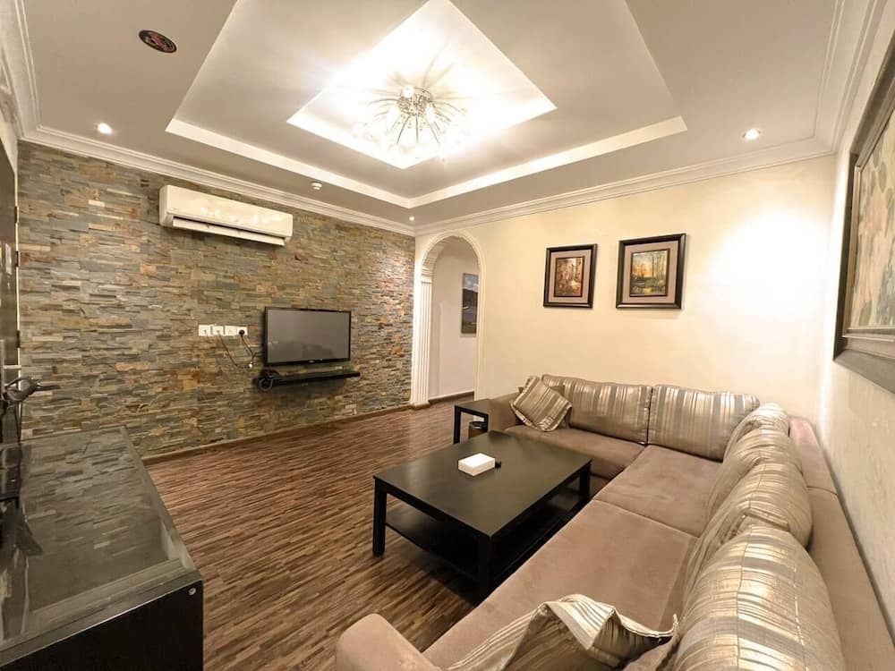 loren serviced Apartment Alslamah — 5