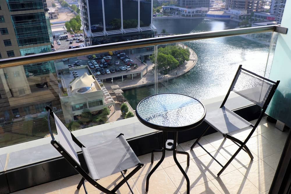 Cosmos Living - Goldcrest Views1 — 4