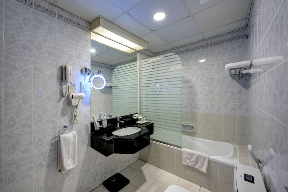 Comfort Inn Hotel — 5