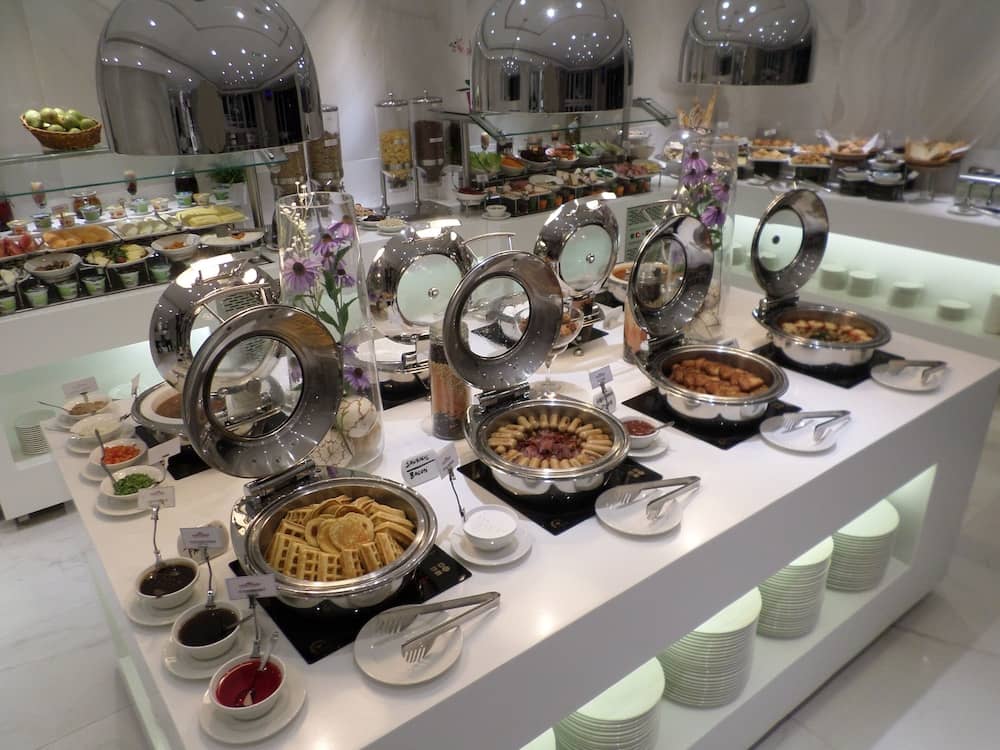 Hawthorn Suites by Wyndham Abu Dhabi City Centre — 4